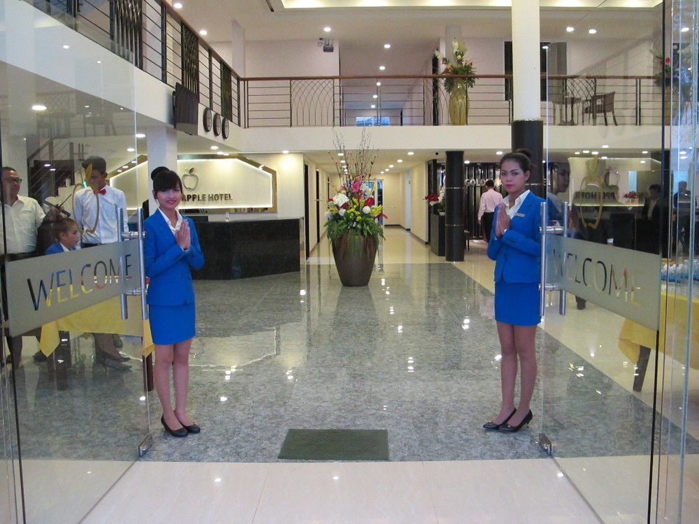 Golden Apple Hotel - Airport Phnom Penh Exterior photo