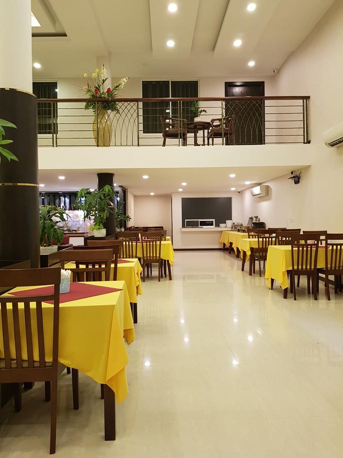 Golden Apple Hotel - Airport Phnom Penh Exterior photo