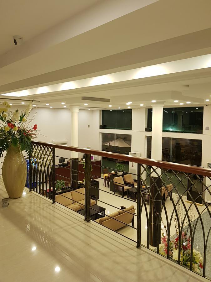 Golden Apple Hotel - Airport Phnom Penh Exterior photo