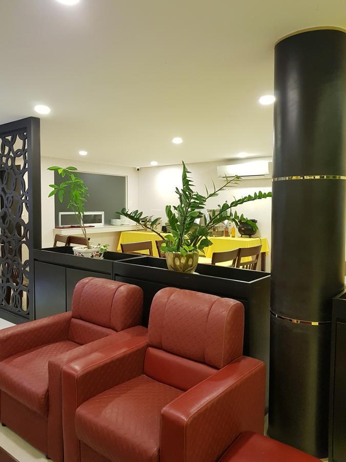 Golden Apple Hotel - Airport Phnom Penh Exterior photo